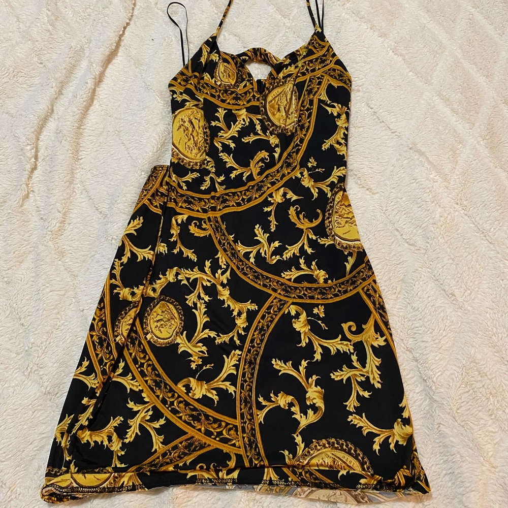 Mini Dress ( Never Worn)
